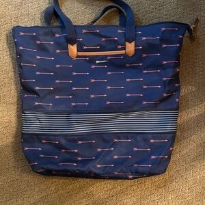 Stella & Dot Navy Expandable Day Tripper Tote